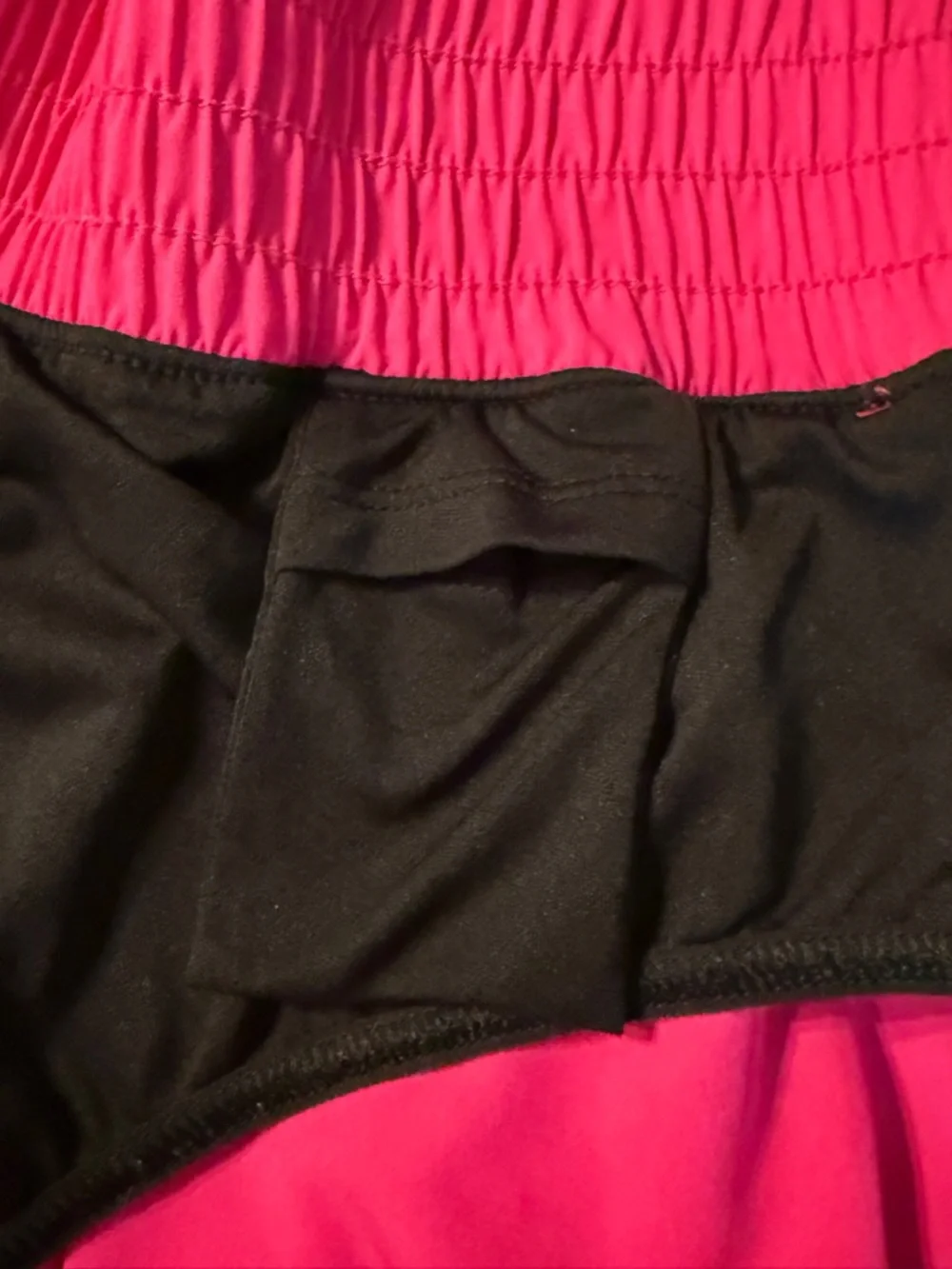 GapFit High Rise Running Shorts Hot Pink Breathable Athletic Barbiecore Large - Picture 6 of 11